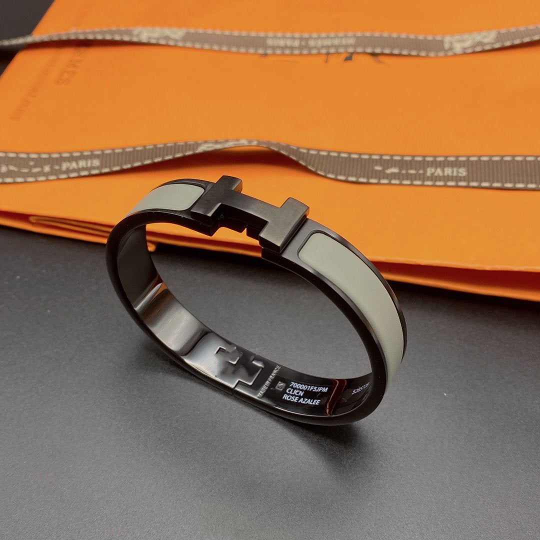 ¡®Moco¡¯CLIC HM SO BLACK GREY BRACELET