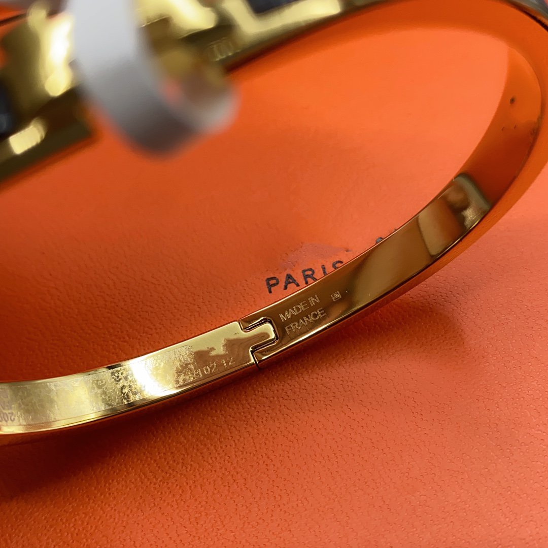 ¡®Moco¡¯CLASSIC HM CLIC BLACK 8MM ENAMEL BRACELET