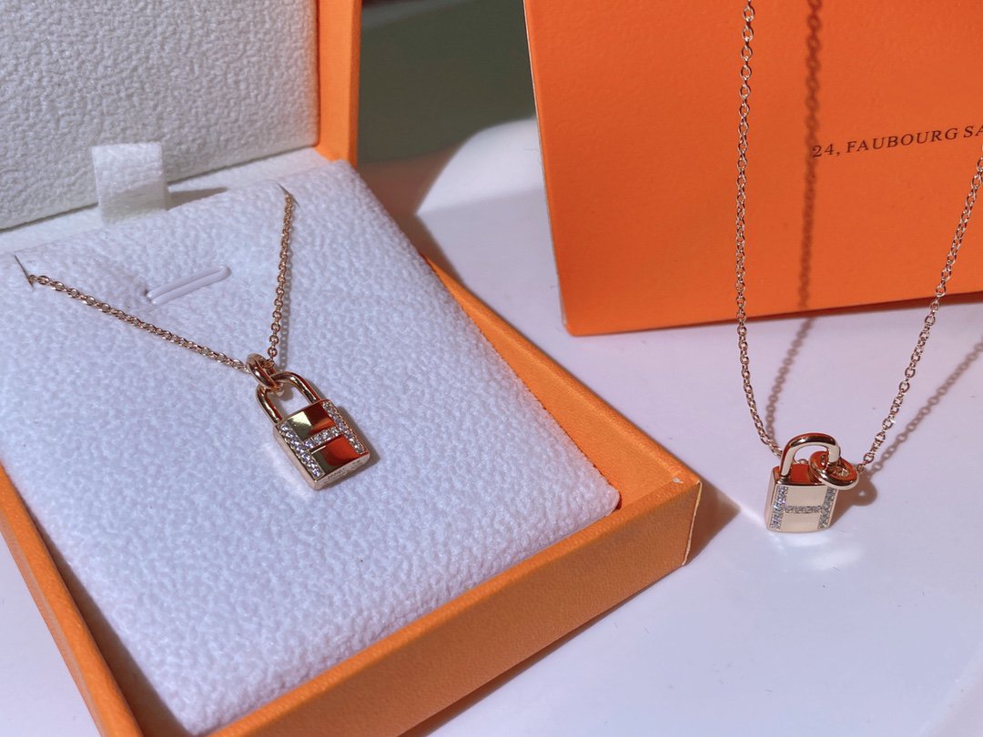 [moco jewelrys]HM ADVANCED NICHE SCHLOSS KOPF HALSKETTE DIAMANTEN