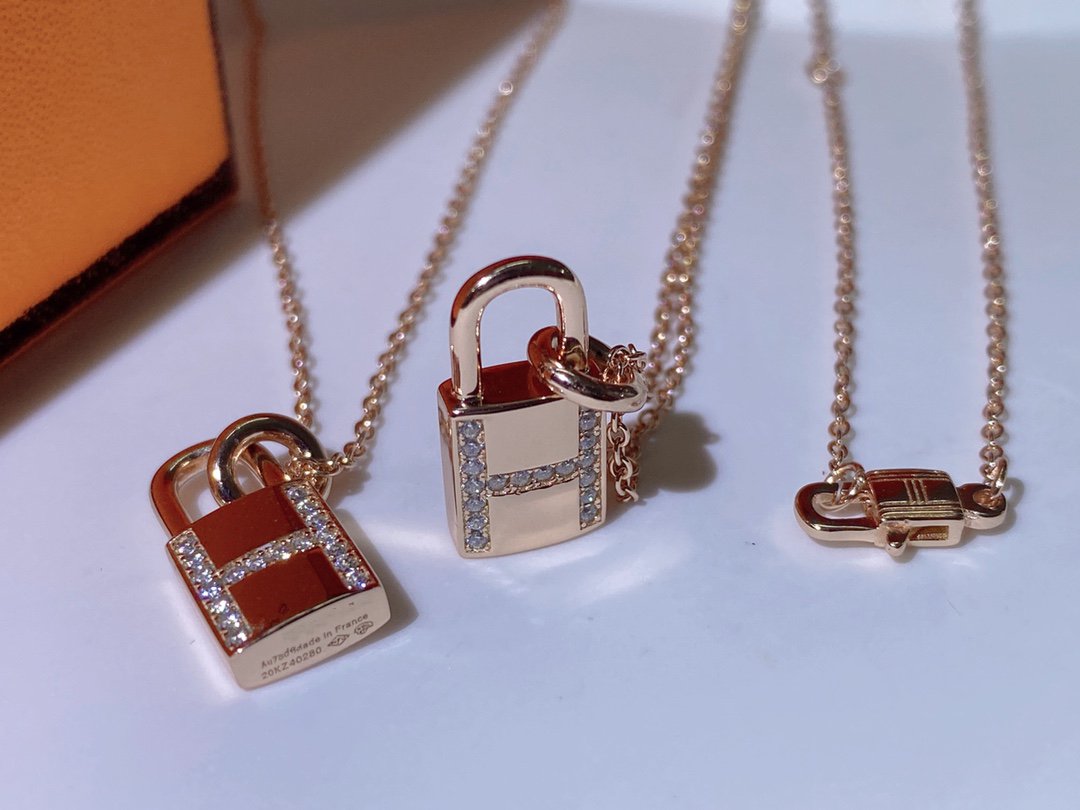 [moco jewelrys]HM ADVANCED NICHE SCHLOSS KOPF HALSKETTE DIAMANTEN