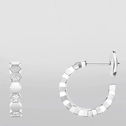 [moco jewelrys]Hohles Design Kleeblatt-Blumen-Ring