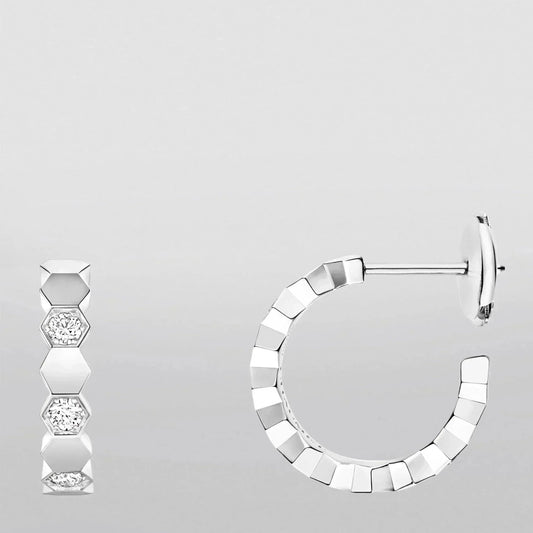 [moco jewelrys]Hohles Design Kleeblatt-Blumen-Ring