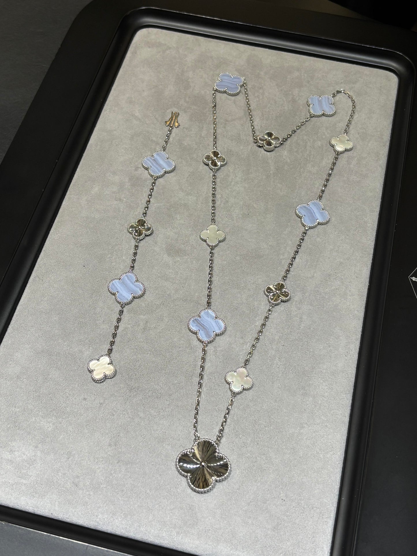 [Moco jewelrys] 25 NEW CLOVER 15 MOTIFS PURPLE CHALCEDONY
