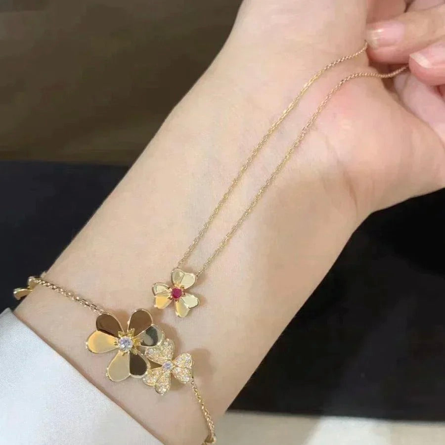 [moco jewelrys]FRIVOLE GOLD FLOWER NECKLACE