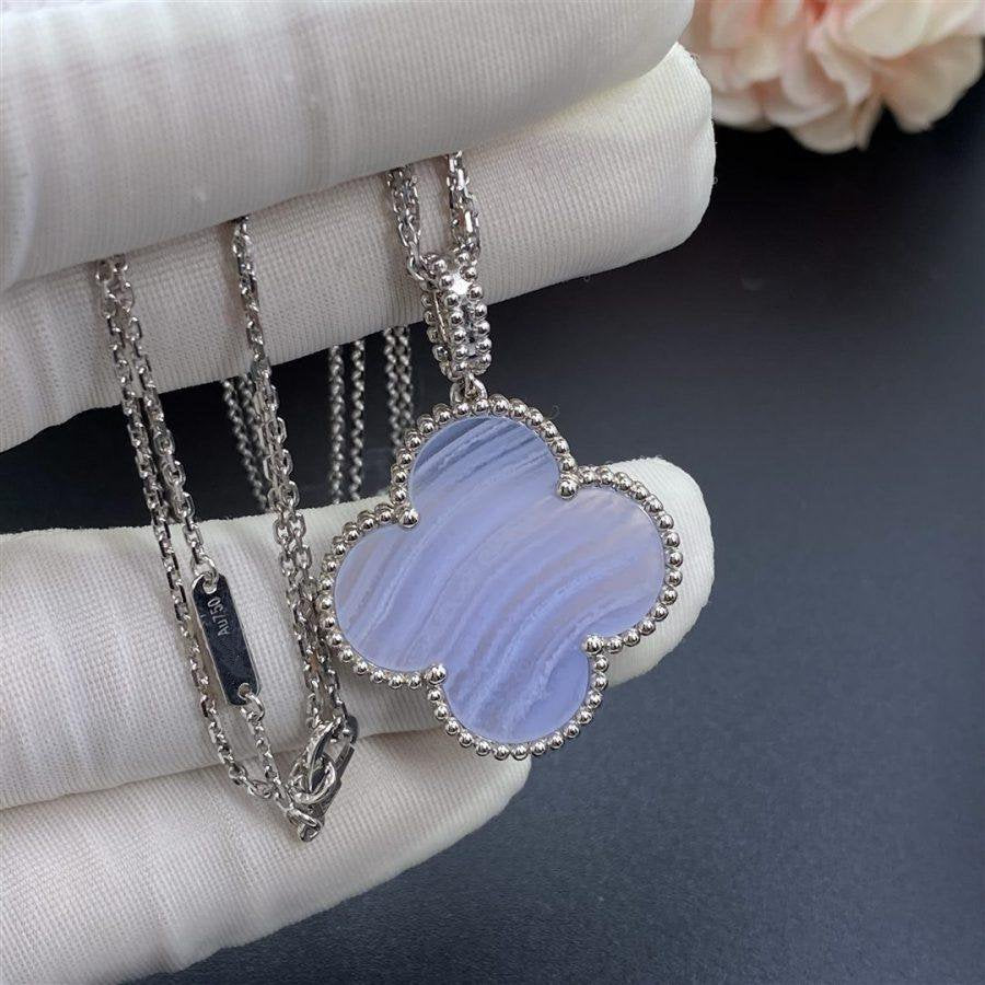 [moco jewelrys]CLOVER SILVER CHALCEDONY BIG CLOVER NECKLACE