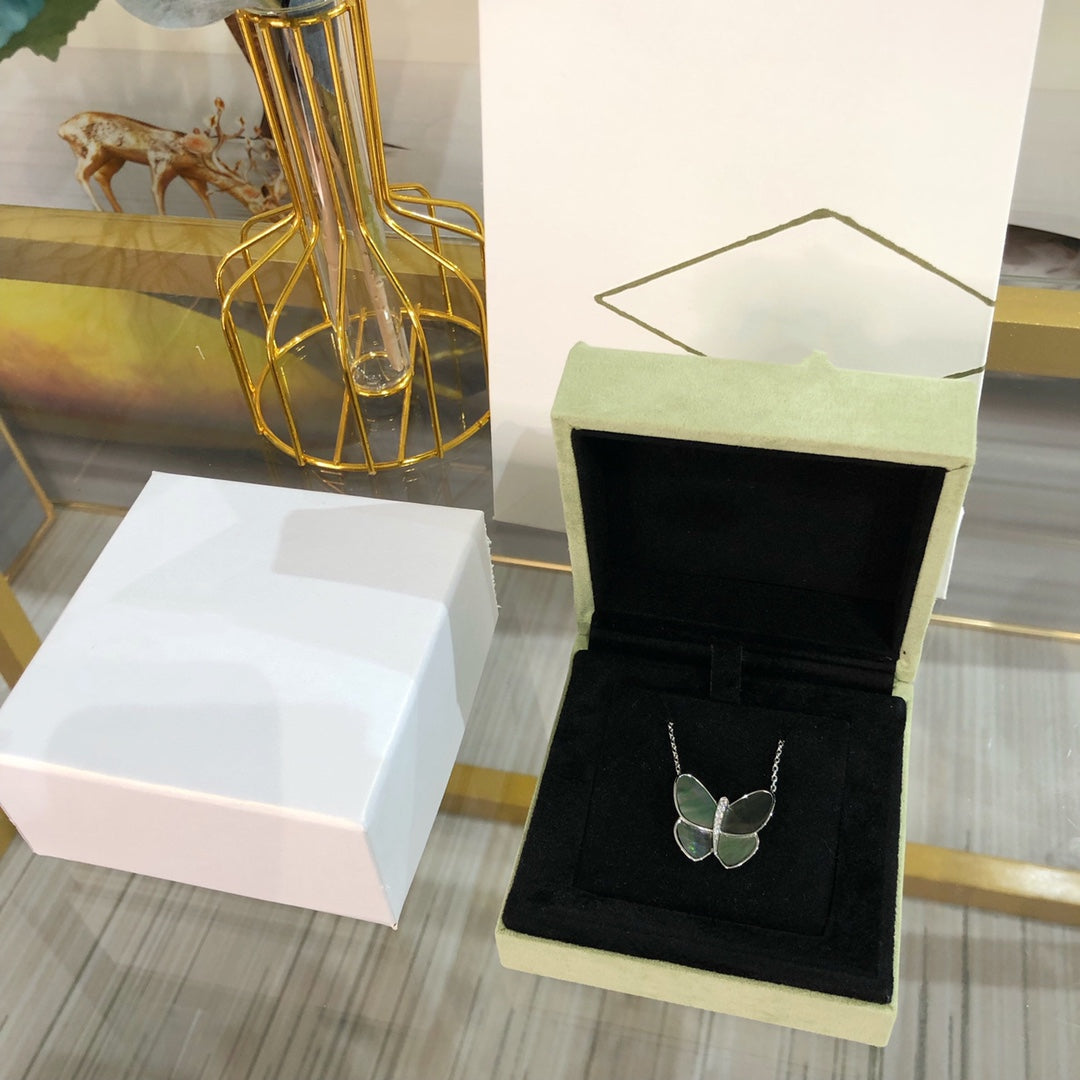 [moco jewelrys]GROSSER SCHMETTERLING-ANHÄNGER SILBERN DIAMANT-HALSKEITE